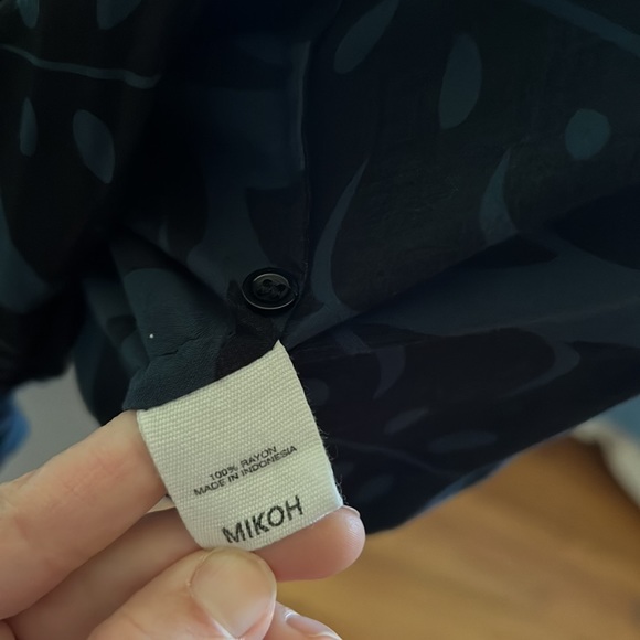 Mikoh Cannes V Neck Tunic or Cover Up size 2 / Medium monstera leaf - Picture 5 of 16